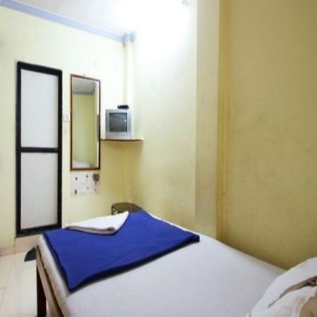 Sahara Inn Guest House Bombaim Exterior foto